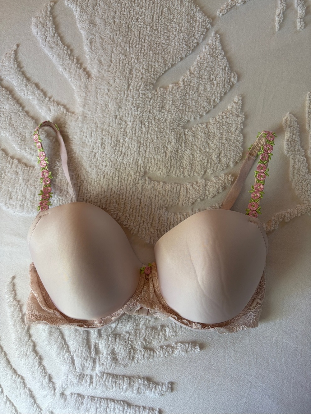 Viral Victoria Secret Floral Strap Bra